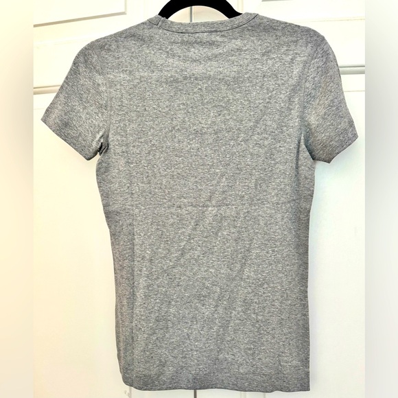 Three Dots Scoop T-Shirt Size: S, Heather Gray - Picture 4 of 4
